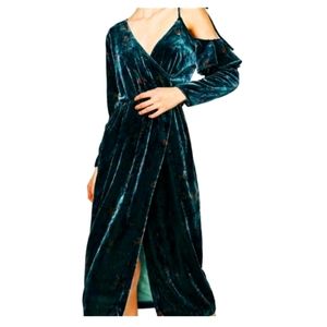 Zara Trafaluc Green Velvet Ruffle Shoulder Dress